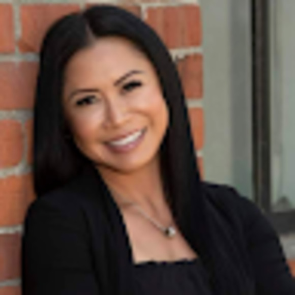 Meet your Posher, Juliana - Picture 1 of 1